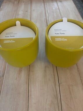 Room Essentials Yellow Yuzu Tonic Candle set of 2